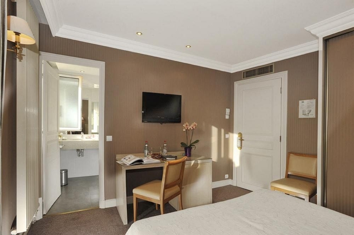 Imagen de la habitación del Hotel Le Littré. Foto 4