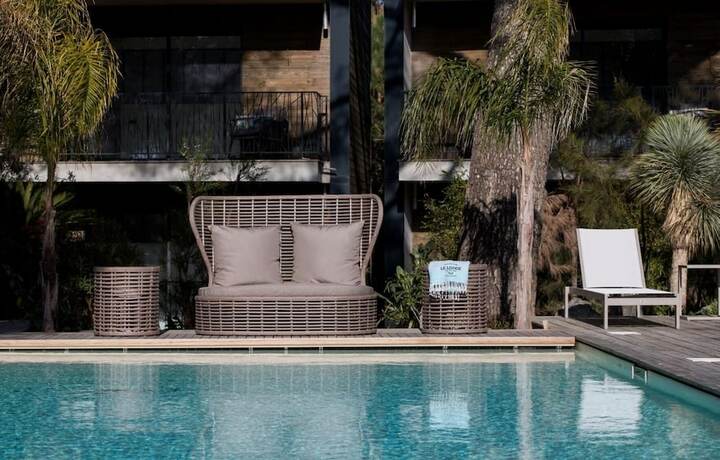 Imagen general del Hotel Le Lodge des Iles d\'Or. Foto 8