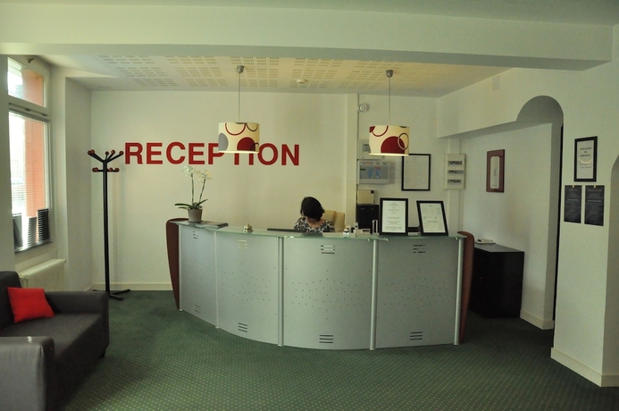 Imagen de los interiores del Hotel Le Lorient. Foto 16