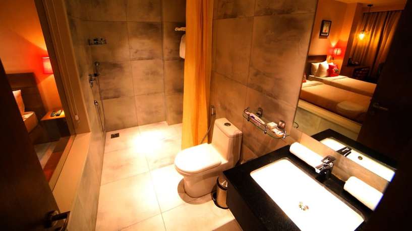 Imagen de la habitación del Hotel Le Lotus Grand Varanasi. Foto 13