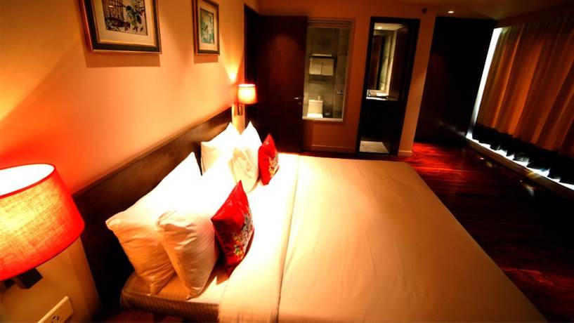Imagen de la habitación del Hotel Le Lotus Grand Varanasi. Foto 18