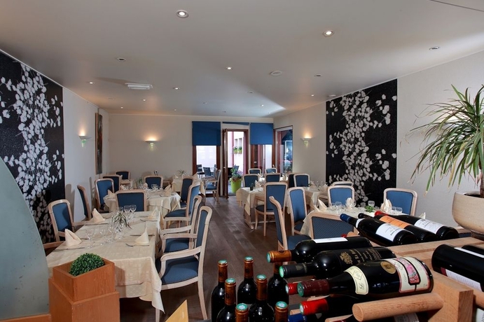 Imagen del bar/restaurante del Hotel Le Luth. Foto 5