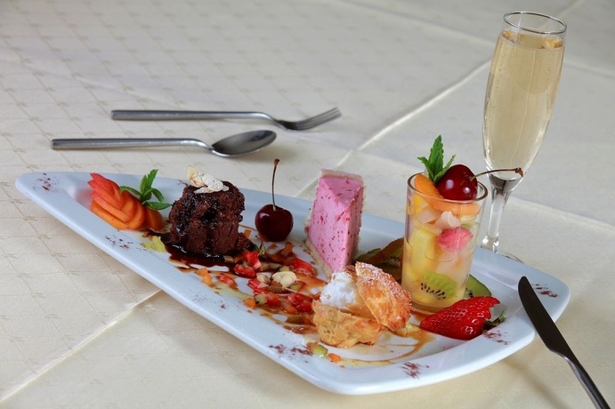 Imagen del bar/restaurante del Hotel Le Luth. Foto 9