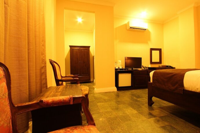 Imagen de la habitación del Hotel Le Luxe Boutique. Foto 17