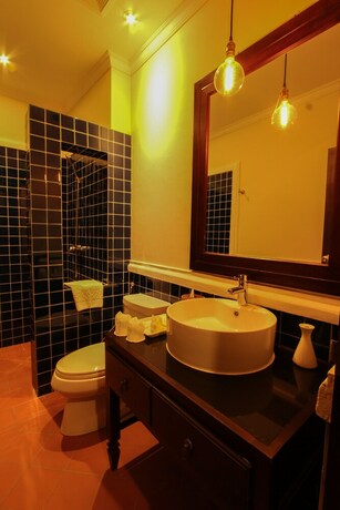 Imagen de la habitación del Hotel Le Luxe Boutique. Foto 19