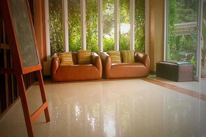 Imagen de los interiores del Hotel Le Luxe Residence. Foto 15