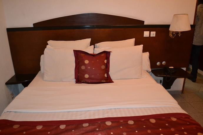 Imagen de la habitación del Hotel Le Luxtral H&ocirc;tel. Foto 5