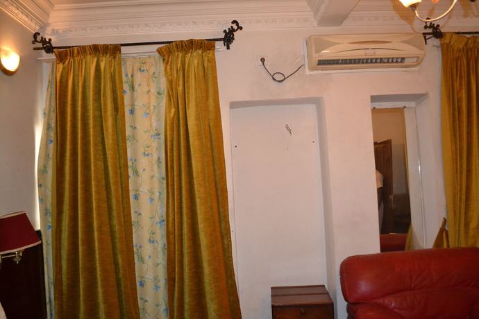 Imagen de la habitación del Hotel Le Luxtral H&ocirc;tel. Foto 15