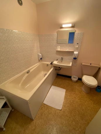 Imagen de la habitación del Hotel Le Lyon Vert. Foto 19