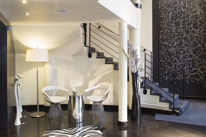 Imagen de los interiores del Hotel Le M. Foto 15