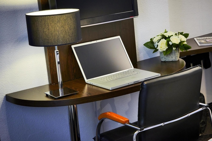 Imagen de la habitación del Hotel Le M Hôtel. Foto 9