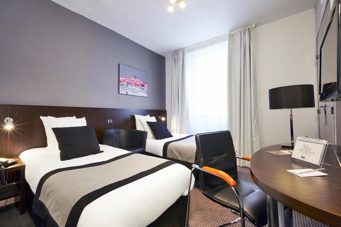 Imagen de la habitación del Hotel Le M Hôtel. Foto 14