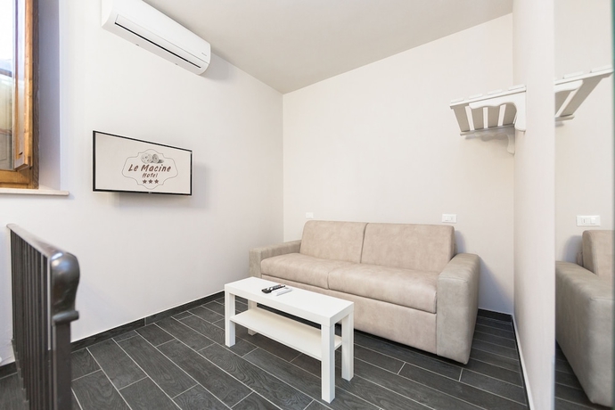 Imagen de la habitación del Hotel Le Macine. Foto 7