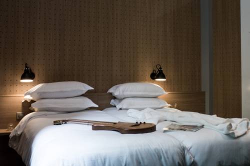 Imagen de la habitación del Hotel Le Magic Hall. Foto 6