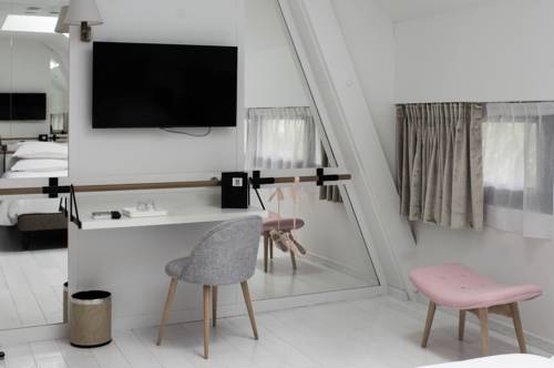 Imagen de la habitación del Hotel Le Magic Hall. Foto 11