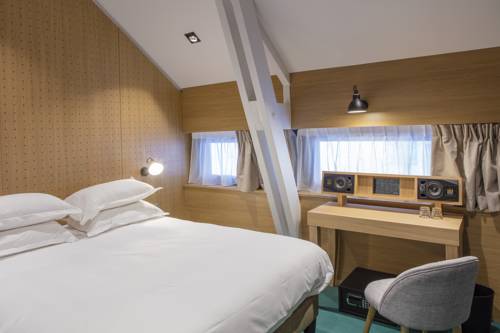 Imagen de la habitación del Hotel Le Magic Hall. Foto 14