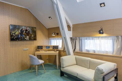 Imagen de la habitación del Hotel Le Magic Hall. Foto 15