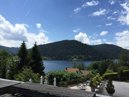 Imagen de la habitación del Hotel Le Manoir Au Lac. Foto 6