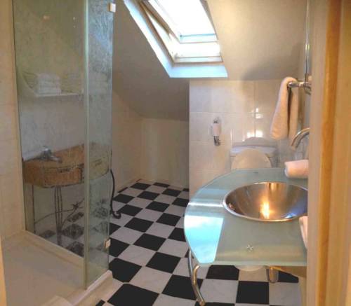 Imagen de la habitación del Hotel Le Manoir, Barr. Foto 15