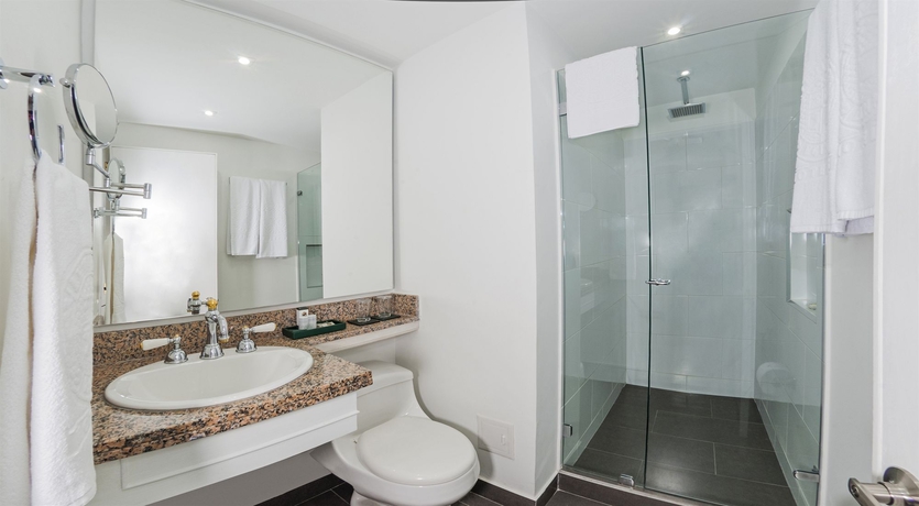 Imagen de la habitación del Hotel Le Manoir Bogota. Foto 12