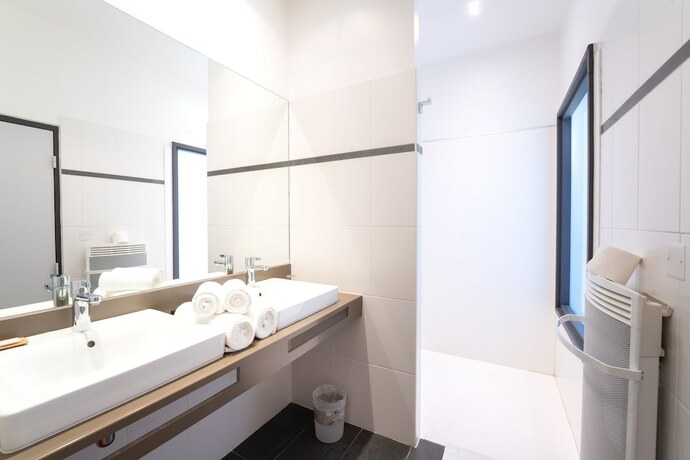 Imagen de la habitación del Hotel Le Manoir D Agn&egrave;s. Foto 16