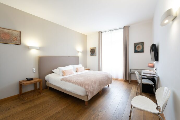 Imagen de la habitación del Hotel Le Manoir D Agn&egrave;s. Foto 19