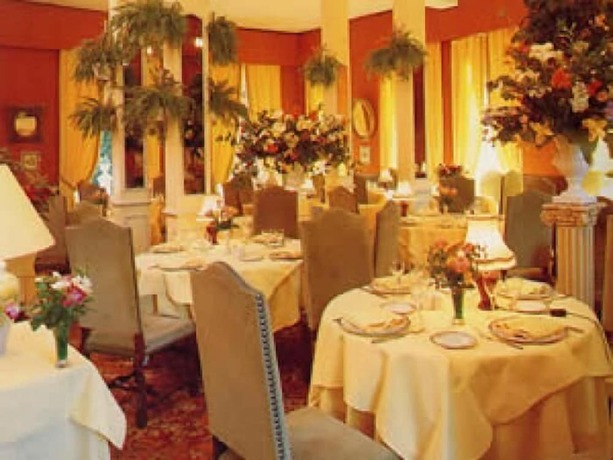 Imagen general del Hotel Le Manoir De La Forêt. Foto 9