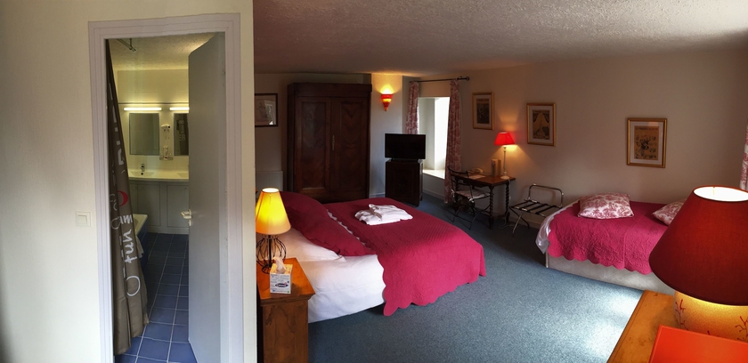 Imagen de la habitación del Hotel Le Manoir Des Portes. Foto 6