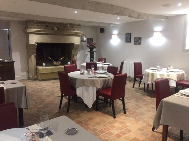 Imagen del bar/restaurante del Hotel Le Manoir Des Portes. Foto 3