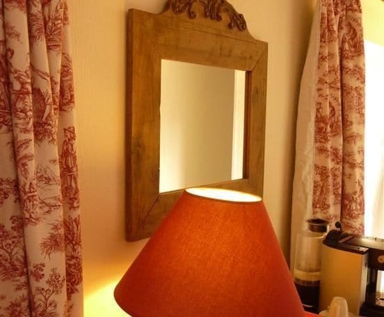 Imagen de la habitación del Hotel Le Manoir Des Portes. Foto 9