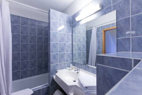 Imagen de la habitación del Hotel Le Manoir Du Capitaine. Foto 12