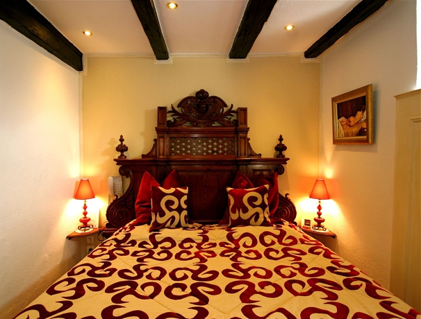 Imagen de la habitación del Hotel Le Maréchal. Foto 10