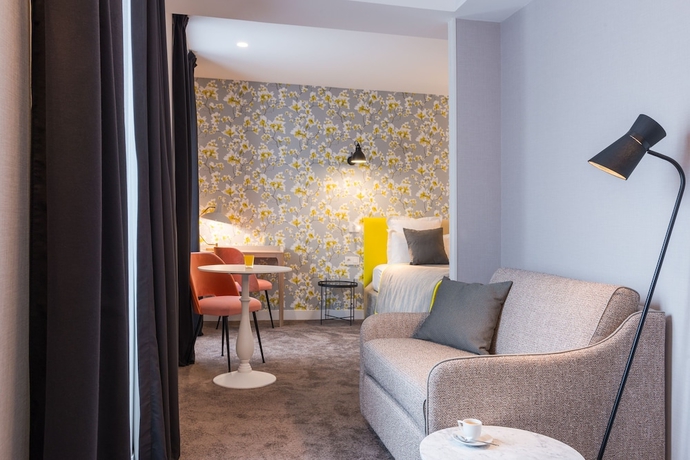 Imagen de la habitación del Hotel Le Mareuil. Foto 3