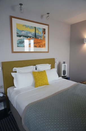 Imagen de la habitación del Hotel Le Mareuil. Foto 14