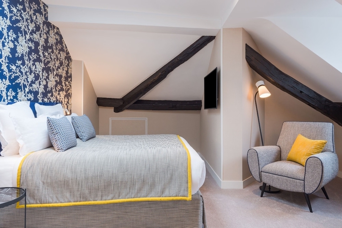 Imagen de la habitación del Hotel Le Mareuil. Foto 16