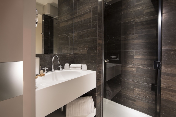 Imagen de la habitación del Hotel Le Marianne. Foto 17