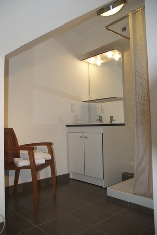 Imagen de la habitación del Hotel Le Marina. Foto 18