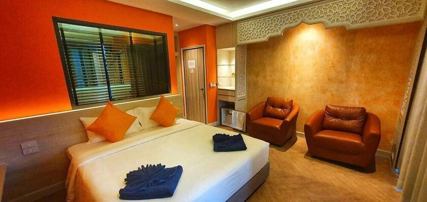 Imagen de la habitación del Hotel Le Maroc Hotel Patong. Foto 18