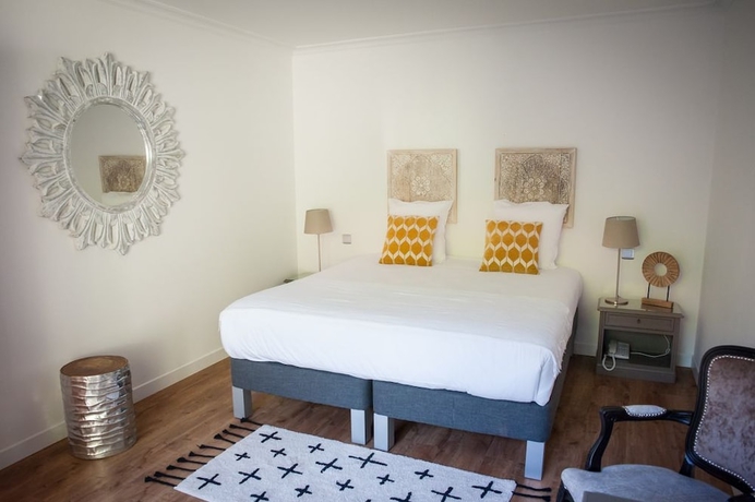 Imagen de la habitación del Hotel Le Mas Angelussi. Foto 13