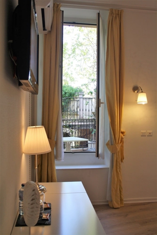 Imagen de la habitación del Hotel Le Mas Angelussi. Foto 15