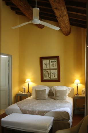 Imagen de la habitación del Hotel Le Mas De Peint. Foto 9