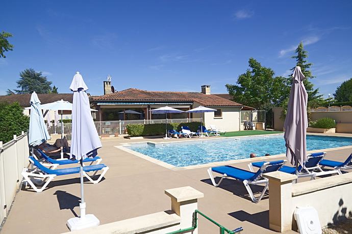 Imagen de la piscina del Hotel Le Mas Del Pechs. Foto 16