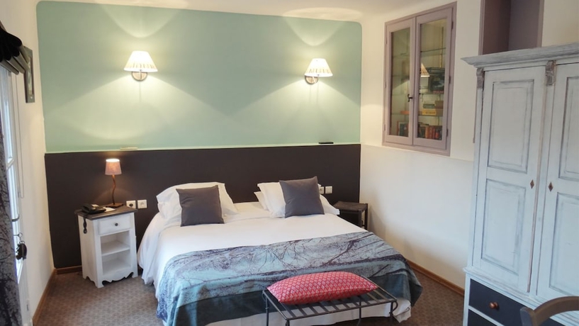 Imagen de la habitación del Hotel Le Mas Des Ecureuils. Foto 4