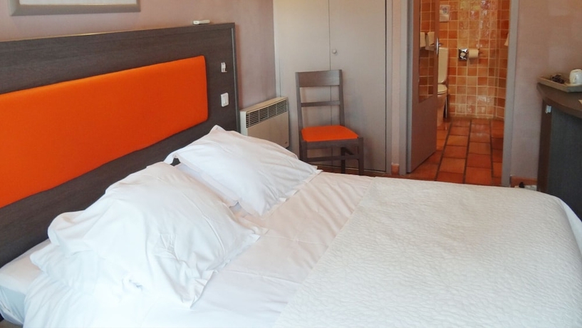 Imagen de la habitación del Hotel Le Mas Des Ecureuils. Foto 10