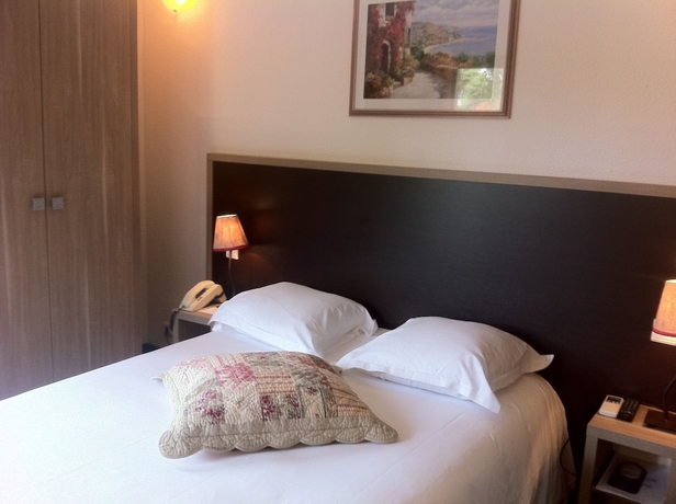 Imagen de la habitación del Hotel Le Mas Des Ecureuils. Foto 16