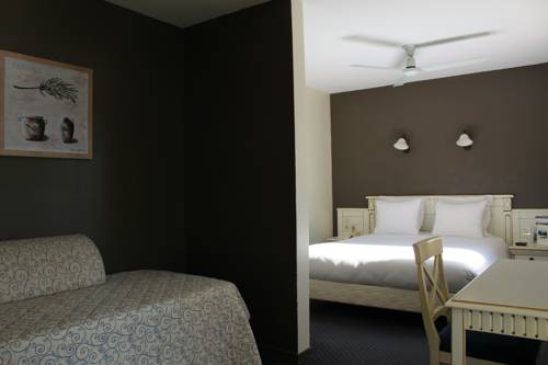 Imagen de la habitación del Hotel Le Mas Du Colombier. Foto 7