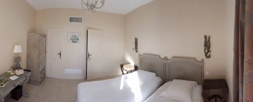 Imagen de la habitación del Hotel Le Mas Saint-joseph. Foto 8