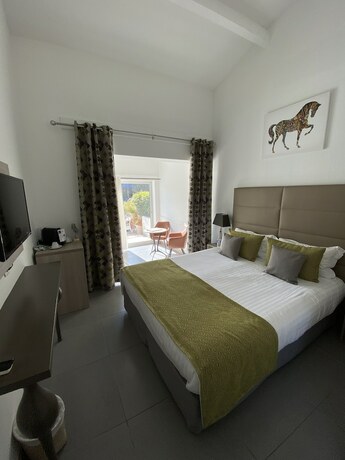 Imagen de la habitación del Hotel Le Mas de Cocagne. Foto 18