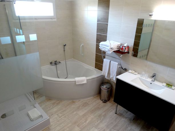 Imagen de la habitación del Hotel Le Mas des Amandiers. Foto 3