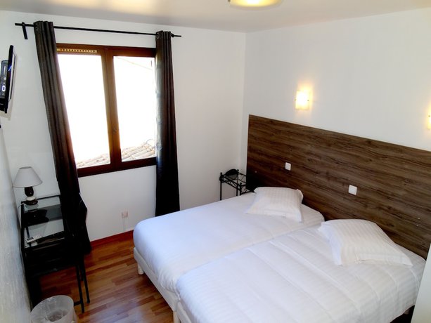 Imagen de la habitación del Hotel Le Mas des Amandiers. Foto 7